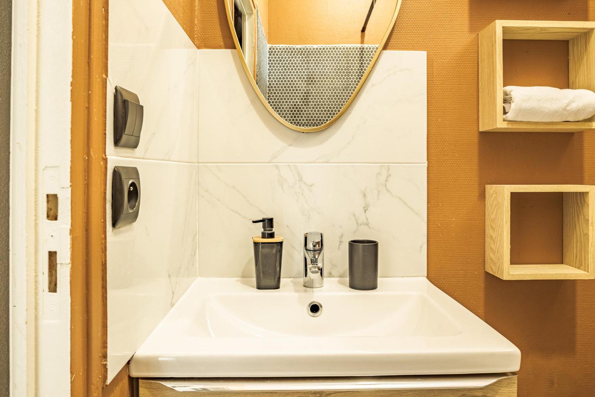 Zola Home - Votre Elegante Echappee Au Coeur De Troyes Buitenkant foto